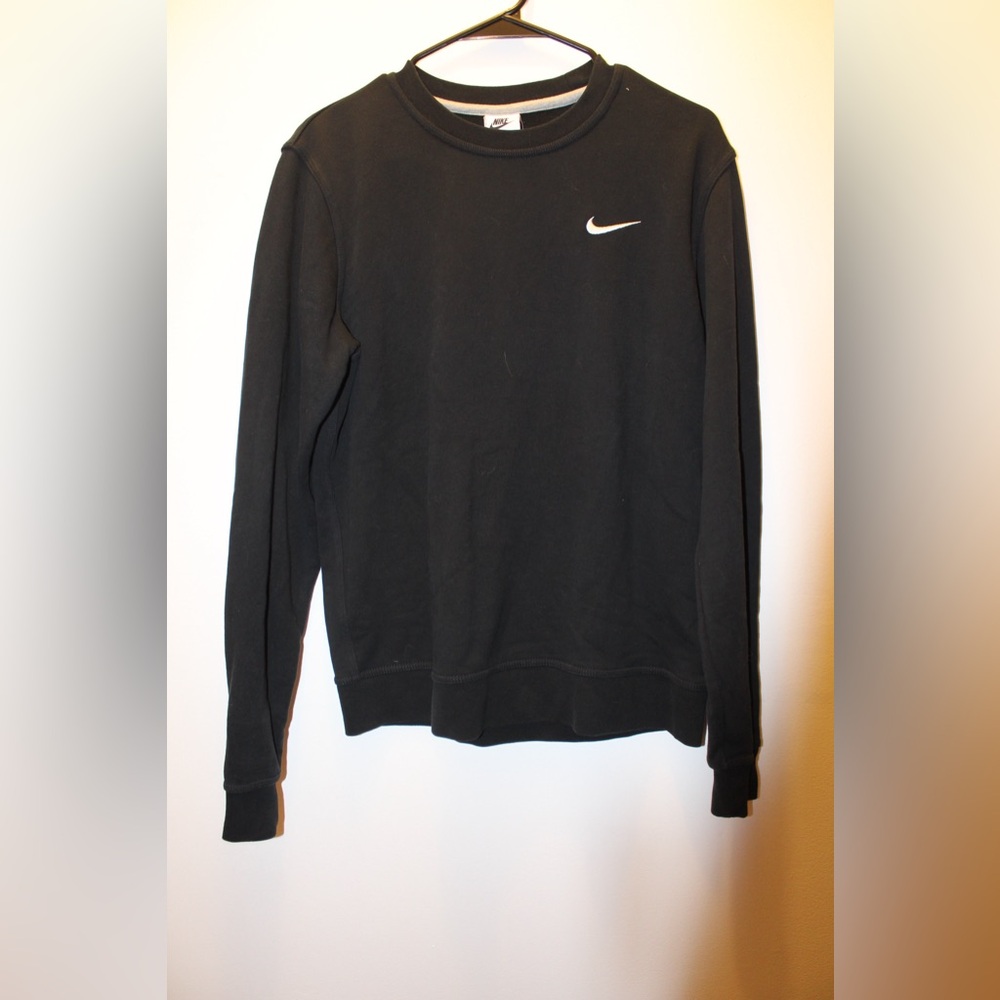 Nike Women’s Black Crewneck Sweater